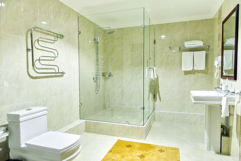 Shymkent Grand Hotel Εξωτερικό φωτογραφία