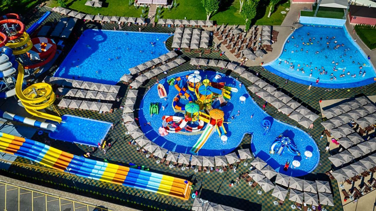 Shymkent Grand Hotel Εξωτερικό φωτογραφία