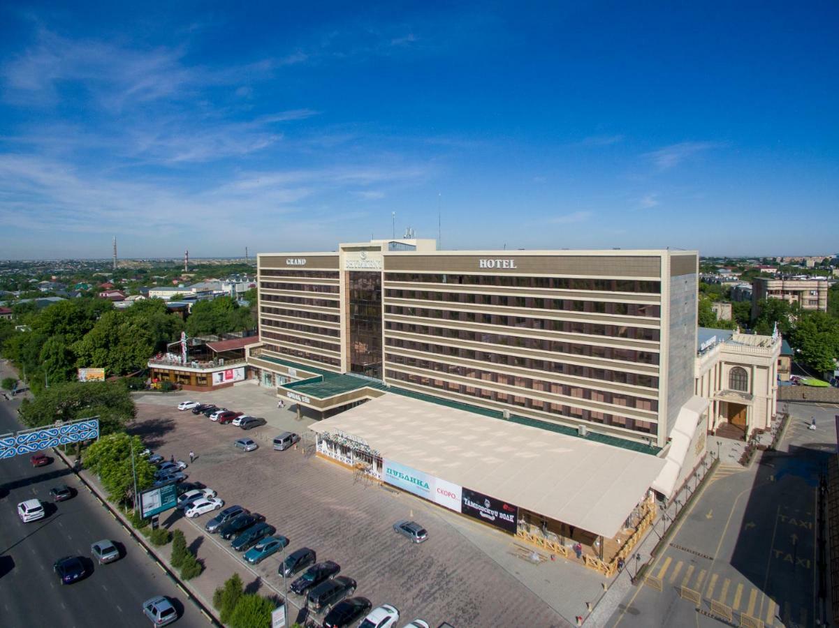 Shymkent Grand Hotel Εξωτερικό φωτογραφία